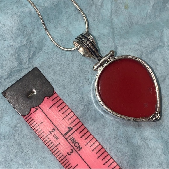 Italian Coral vintage handcrafted pendant - Picture 4 of 5